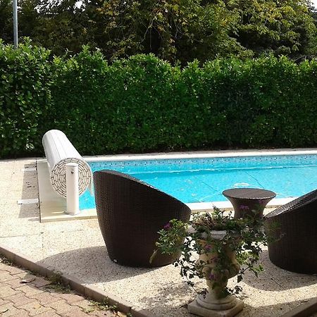 L'Etape Bed & Breakfast Vayres  Luaran gambar