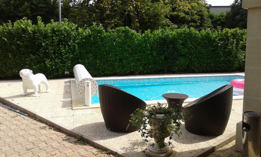 L'Etape Bed & Breakfast Vayres  Luaran gambar